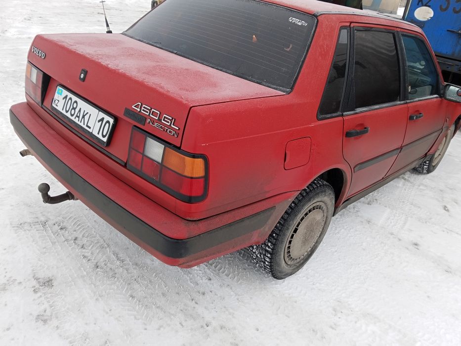 Продаю Автомобиль Volvo 460