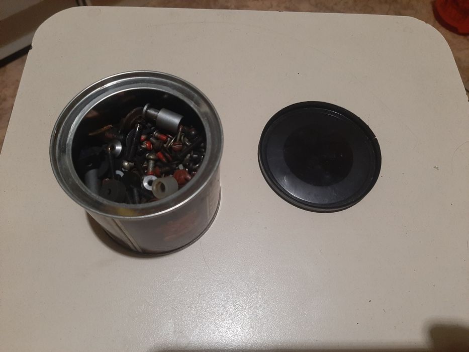 Продам Болтики,гаечки.