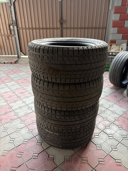Yokohama 285-50R20 G075