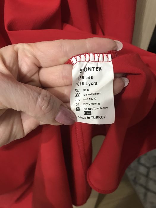 Продам платье красное Турция