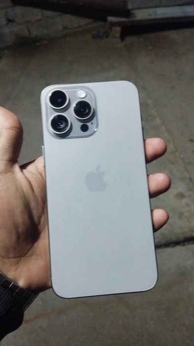 Iphone 15pro max 1x1 luks