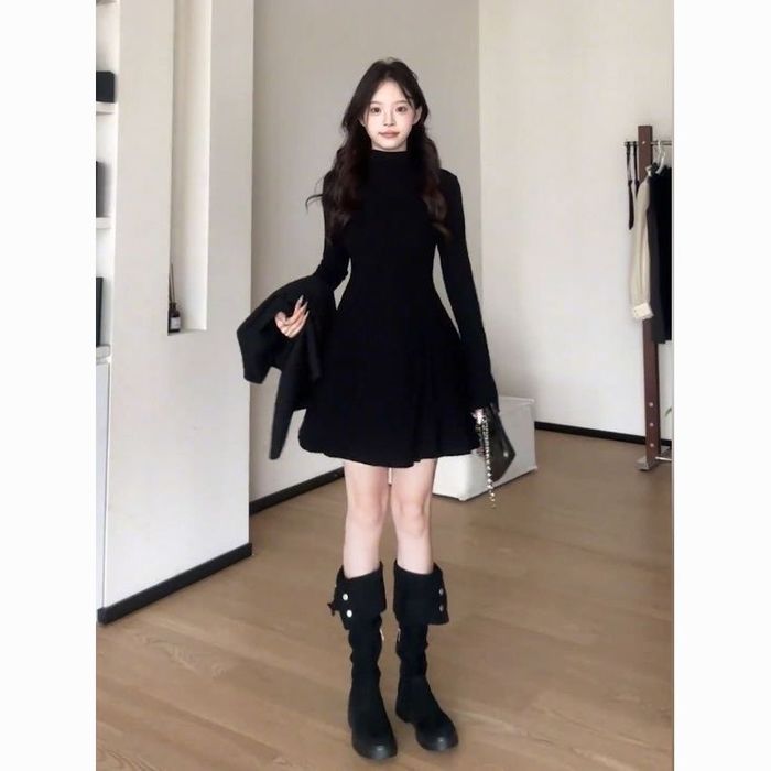 Распродажа , куртки, платья все новое