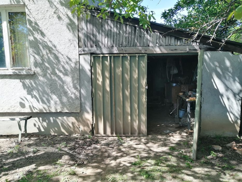 Къща в с. Струпец, общ. Роман