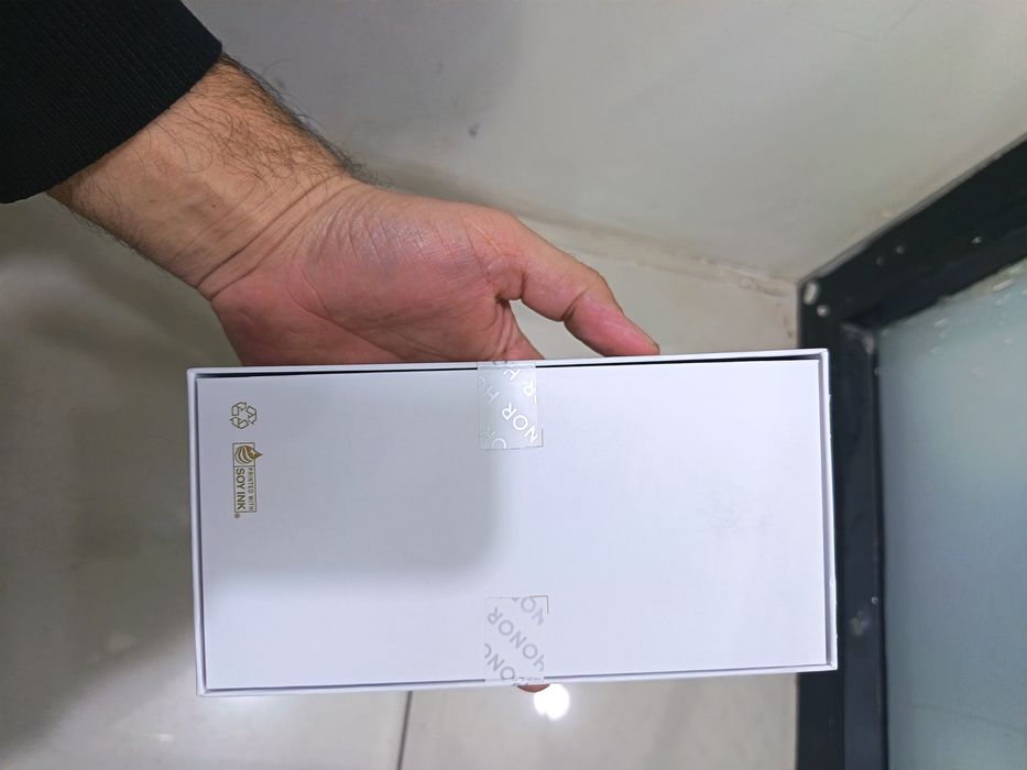 Honor 400 lite 5G. 8-256Gb