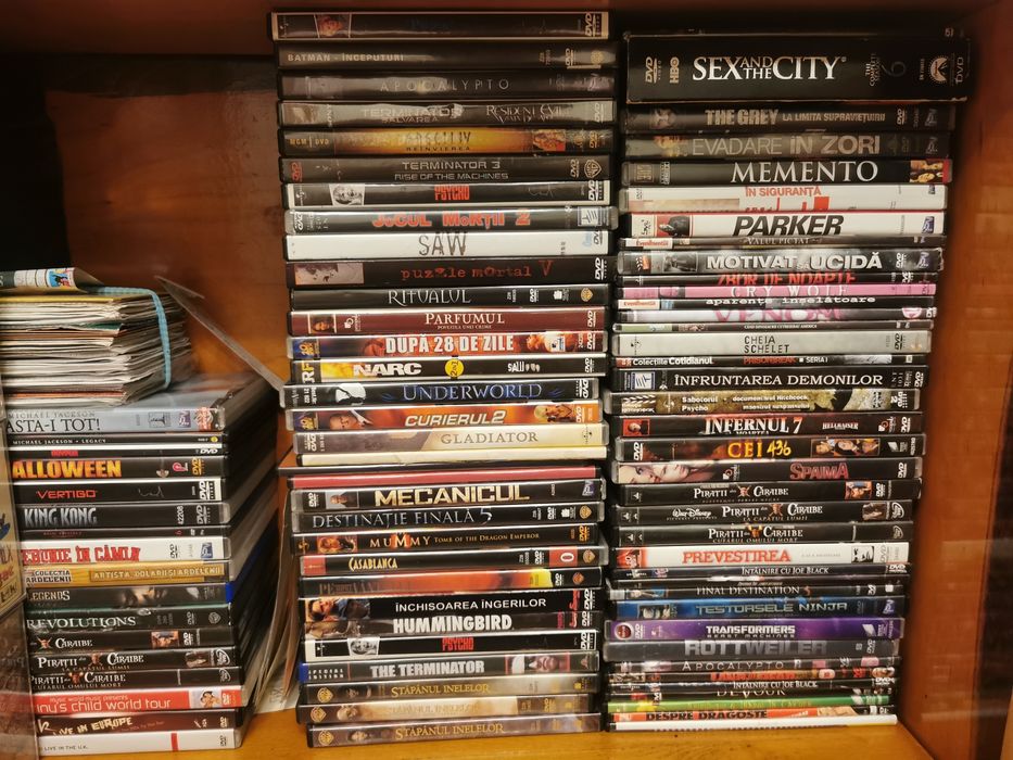 Filme DVD Matrix Scarface Dansand cu Lupii Liceenii