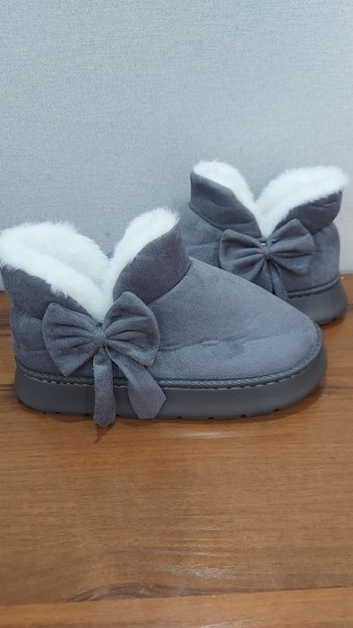 Продам зимние уги , но для тёплой погоды они