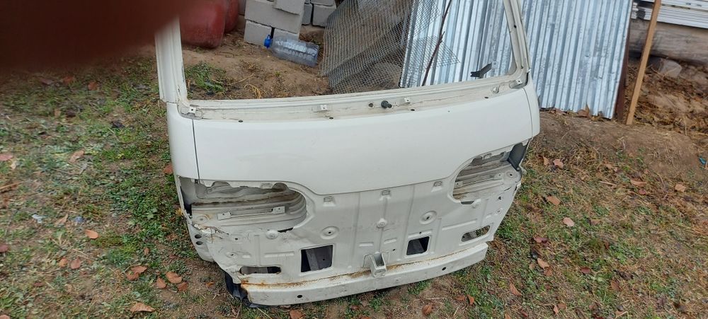 Кузов машины дамас