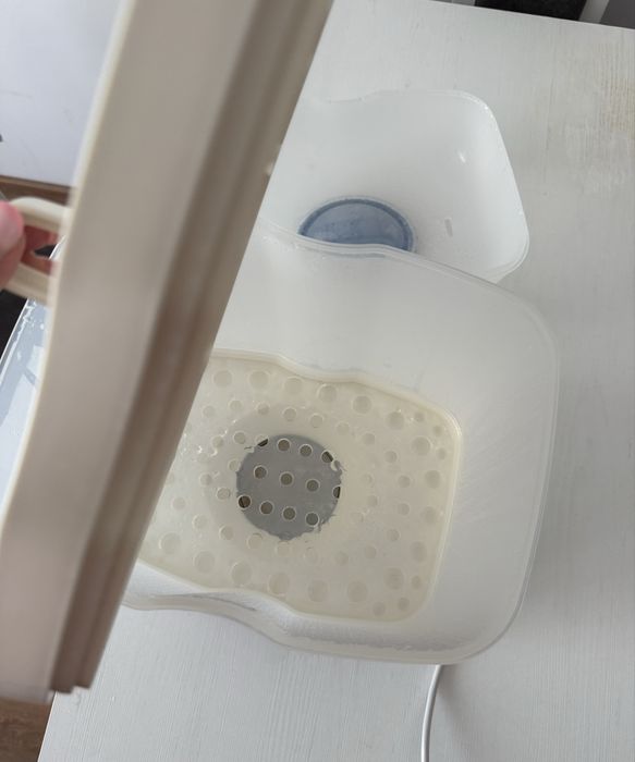 Sterilizator Chicco Compact Eco – stare excelentă, ca nou, folosit foarte puțin