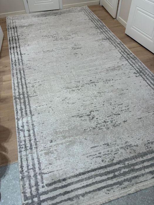 Кілем сатылады жаксы күйде.!