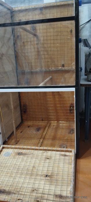 Срочно Продам клетки для попугаев