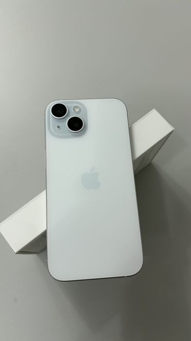 IPhone 15 (128GB) в отличном состоянии