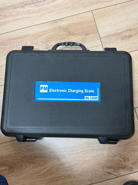 Напольные весы для фреона