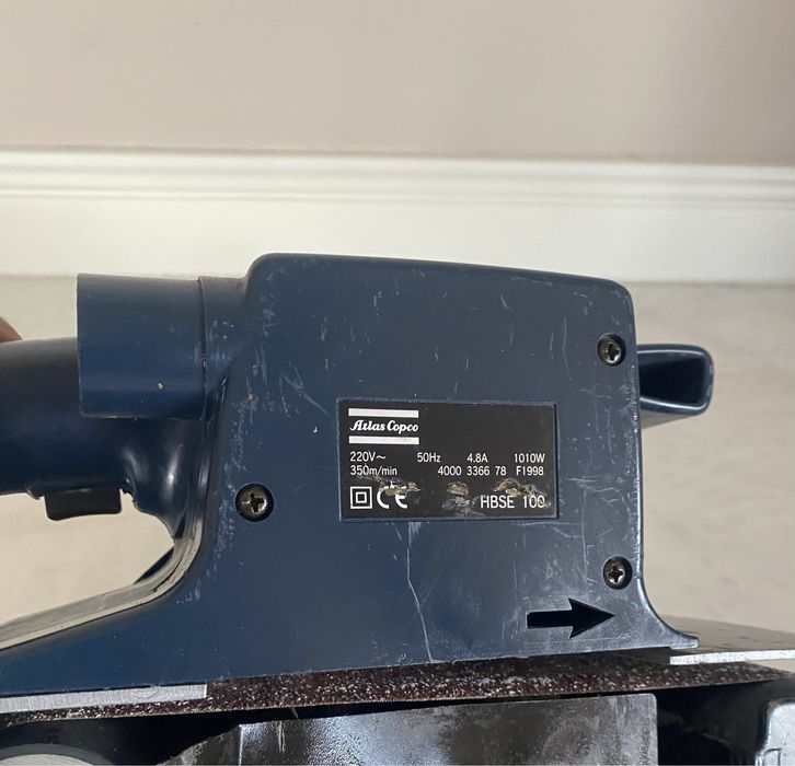 Masina slefiut AEG cu banda smirghel