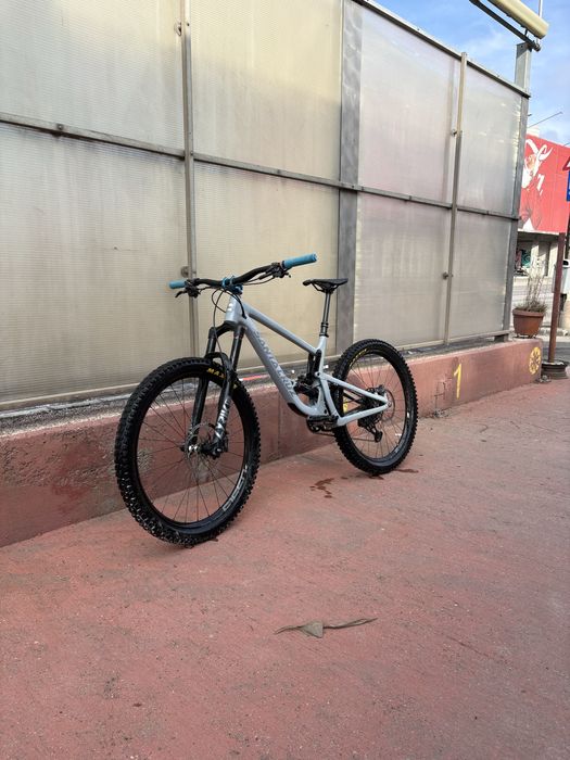 Santa cruz Bronson CITITI DESCRIEREA