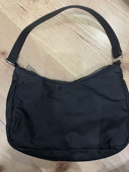 Черна дамска чанта H&M