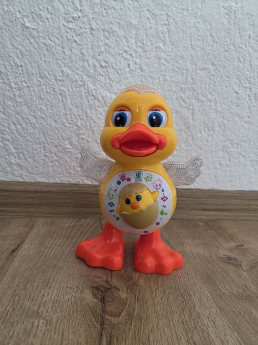 Детска играчка пате - пее и танцува