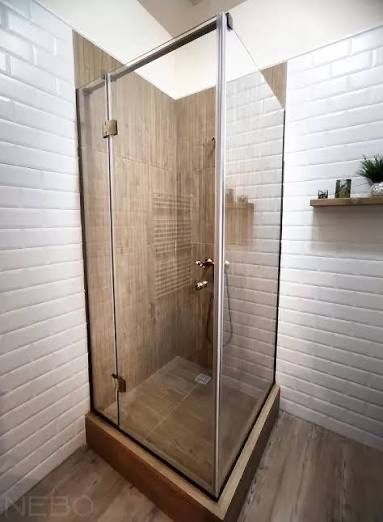 Душевая кабинка под ключ