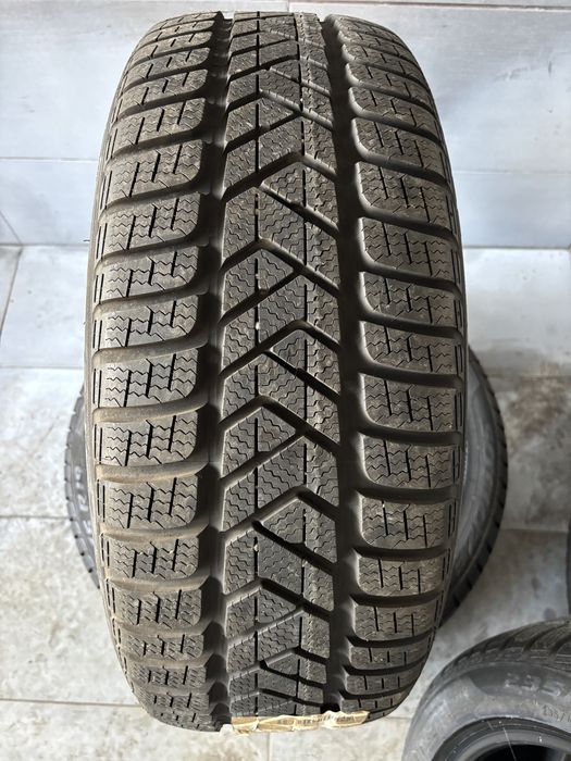 Anvelope de iarna Pirelli 235 45 R19 Demo