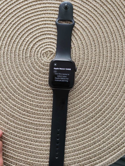 Apple Watch Series 5 44mm черен