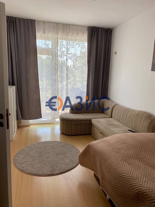 Продава се Двустаен апартамент в к.к. Слънчев бряг - 50 кв.м за 956 €/кв.м - Снимка #4