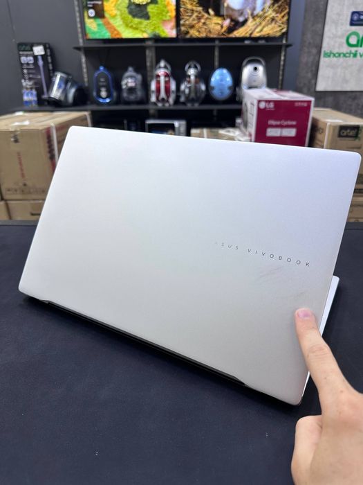 Asus VivoBook S15  OLED