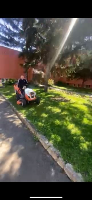 Косене на тревни площи и асвалтиране