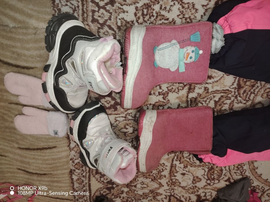 Продам большой пакет вещей на девочку