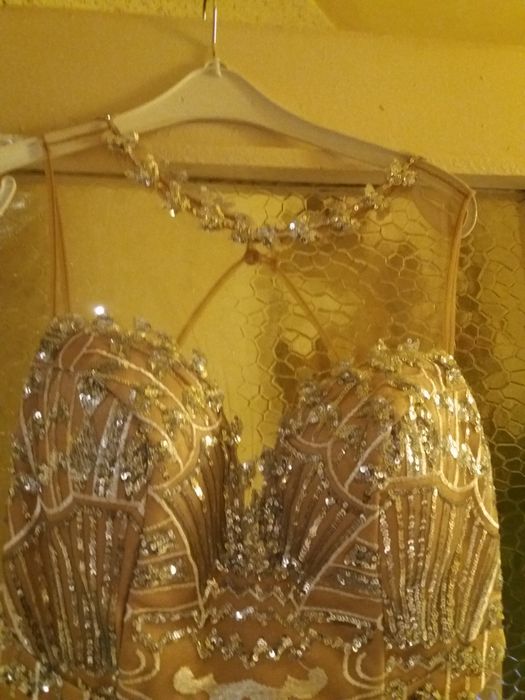 Официална  рокля