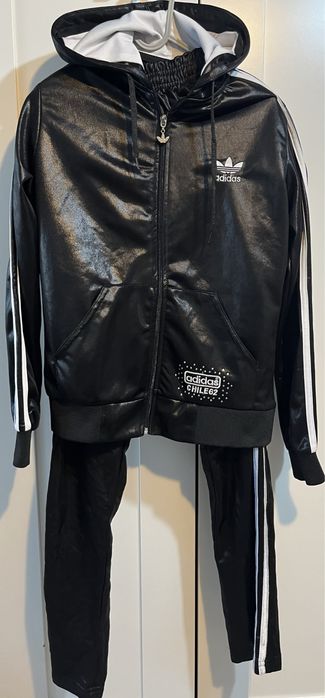 Спортивный костюм adidas для девочек