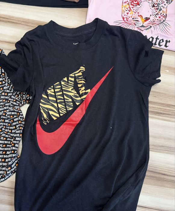 Дамски тениски Armani, Guess, Nike, Ginza, Jordan