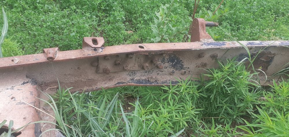 Маз самосвал ва ЗИЛ 131 рама сотилади