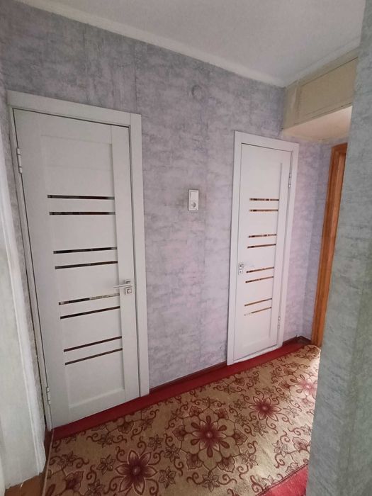 Продам 4-комнатную квартиру