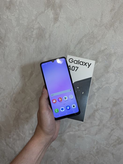 Продам Samsung A07.