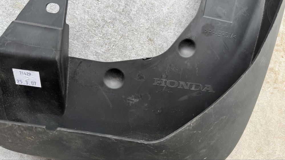 Продавам предни калобрани за Honda CRV 3 - Оригинални