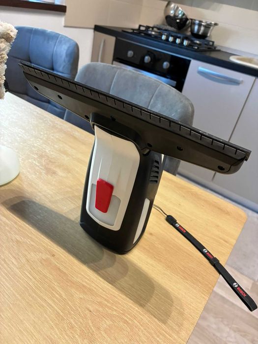 Aspirator de curatat geamuri, Bosch GlassVAC, 3.6V, Li-Ion