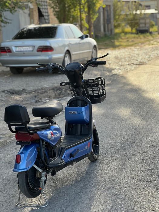 Продается скутер модель SK8