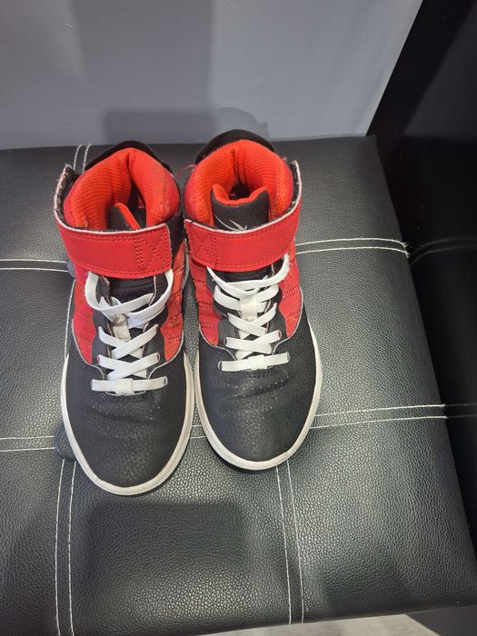 Adidasi de baschet Tarmak