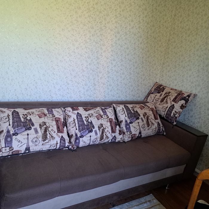 Продам диван угловой