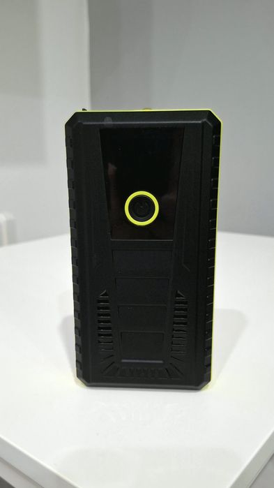 Стартер бустер STSCELT DY51 - Джъмп стартер за автомобили