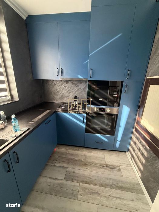 De vanzare apartament cu 3 camere, 76 mp, zona Sub cetate! — fotografia 3