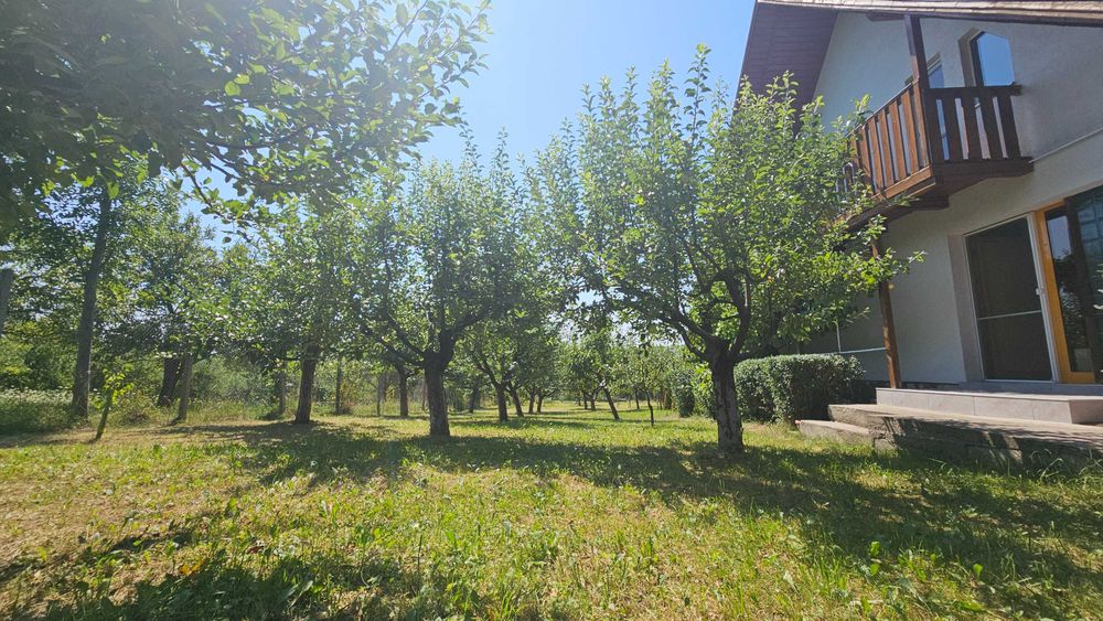 Vand Casa/Cabana de Vacanta