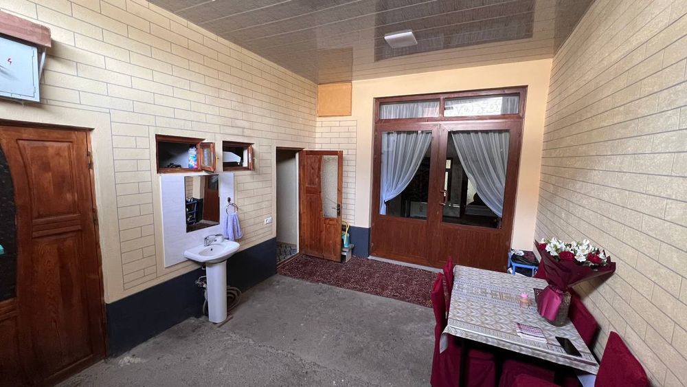 Яашнабод УЗБУМ участок 1 .С мебил техника