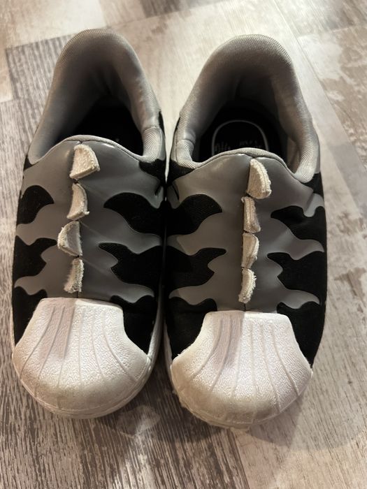 Adidasi adidas marimea 24-25