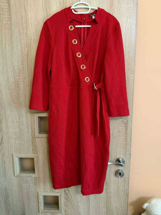 Много запазени рокли 20€ бр