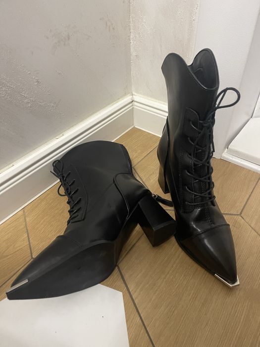 Зимни боти ватирани чисто нови