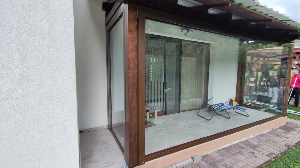 Sisteme Folie Transparenta.Rulou casetat, Rulou simplu, Panou cu bride