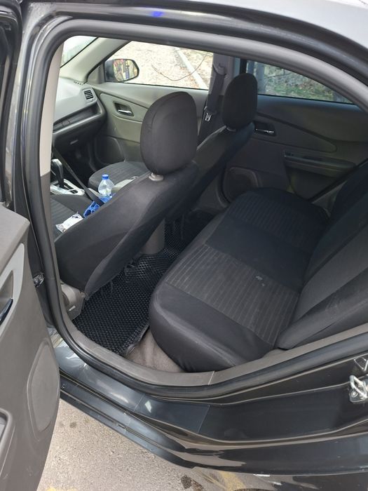 Cobalt 2022 мокрый асвалт