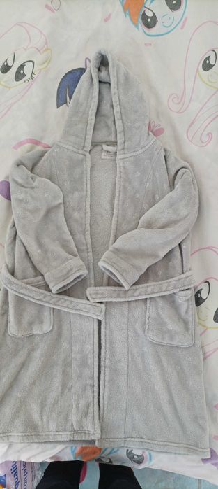 Продавам плюшени нощници и халат