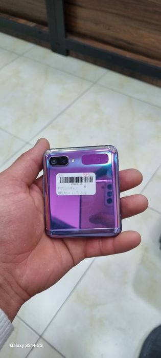 Samsung Z Flip | 256 |