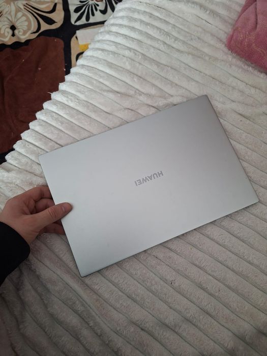 Продам Ноутбук Huawei d14 Cor I5